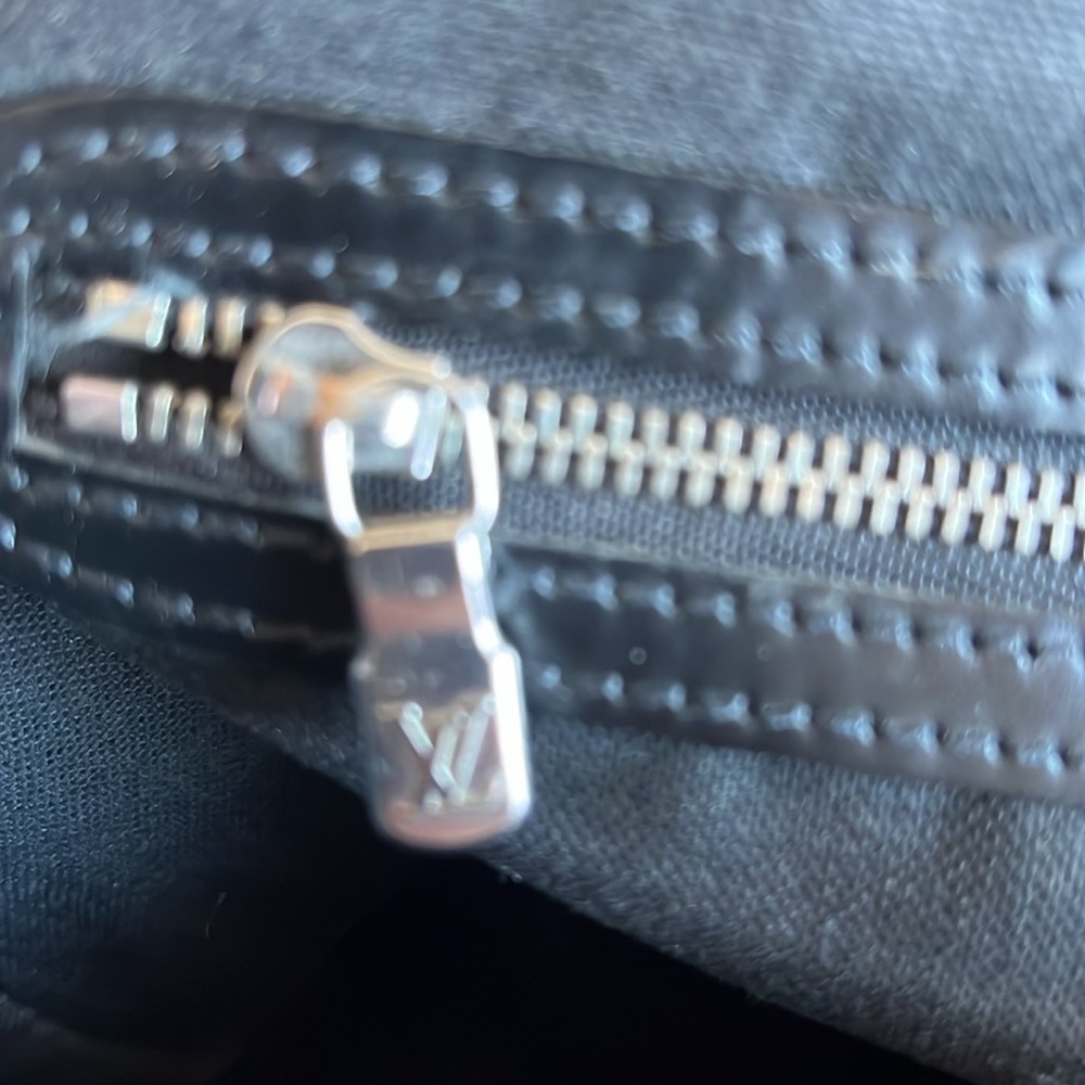 VINTAGE LV MESSENGER BAG - Picture 9 of 15